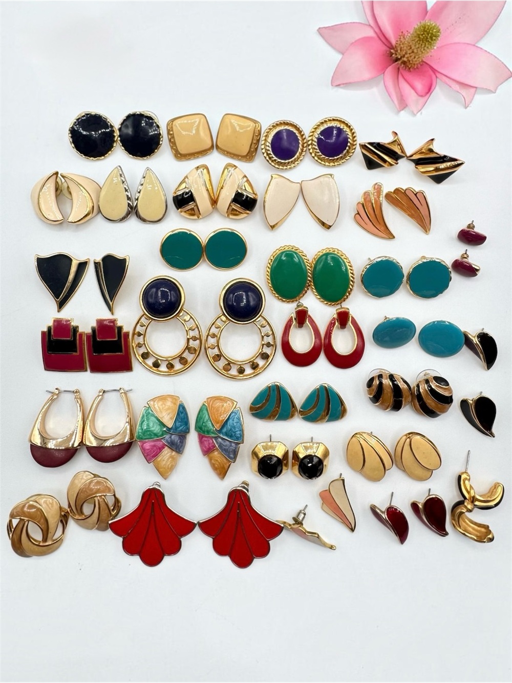 Vintage Enameled Metal Pierced Stud Earring Lot Costume Jewelry Reseller 30 Pair